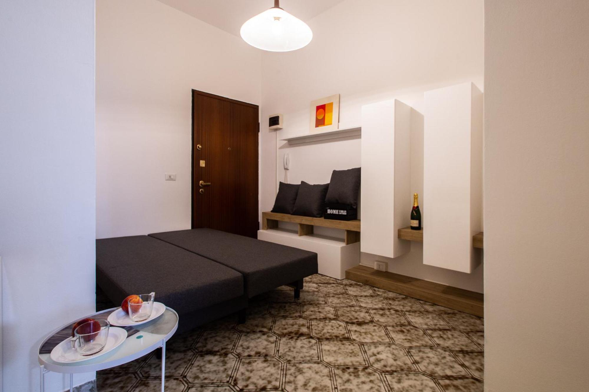 Milano-Linate Suite Self Check In & Free Parking エクステリア 写真